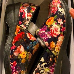 Savvy clogs medical shoes